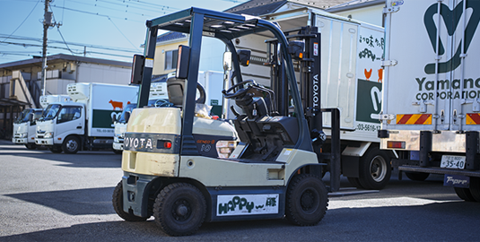 フォークリフト